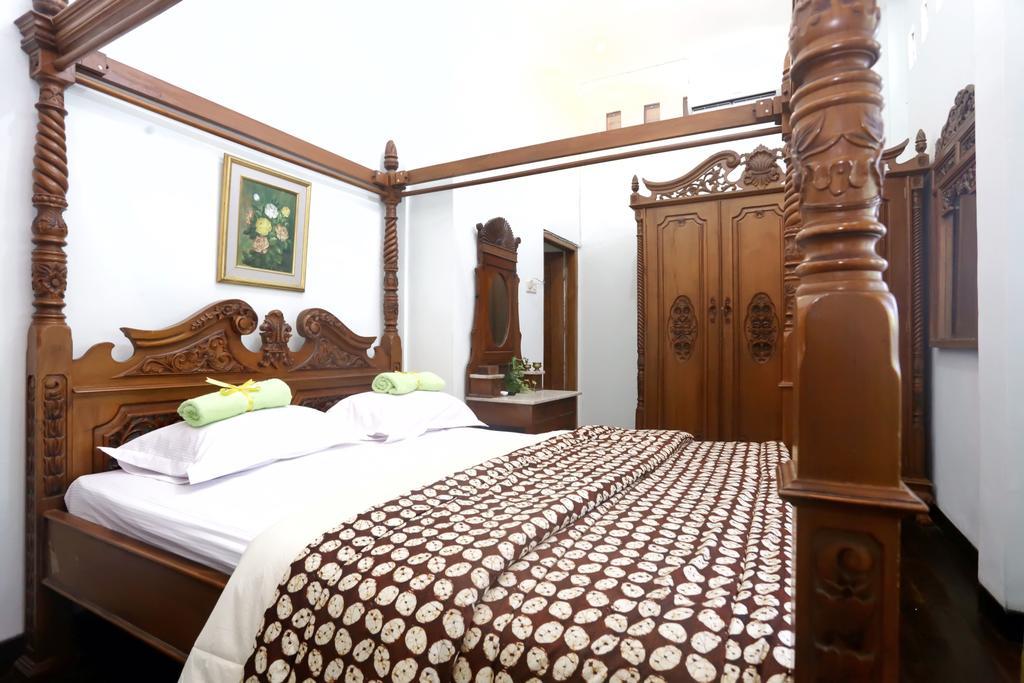 Griya Kedasih Guesthouse 요그야카르타 외부 사진